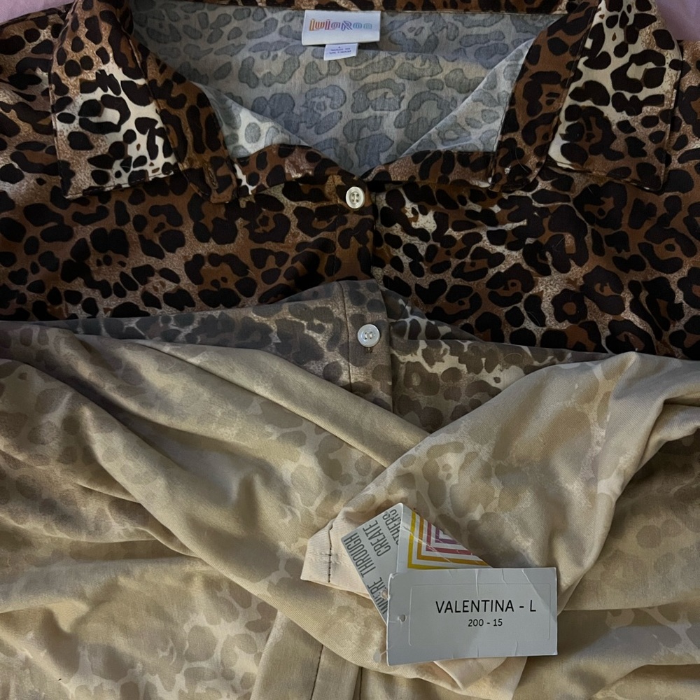LuLaRoe Large Valentina button down shirt